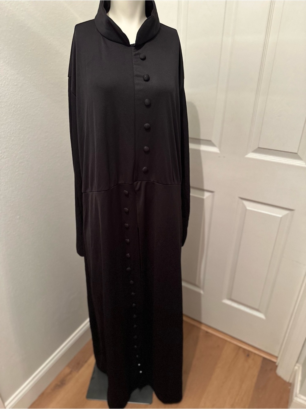 Men's Black long Matrix robe costume